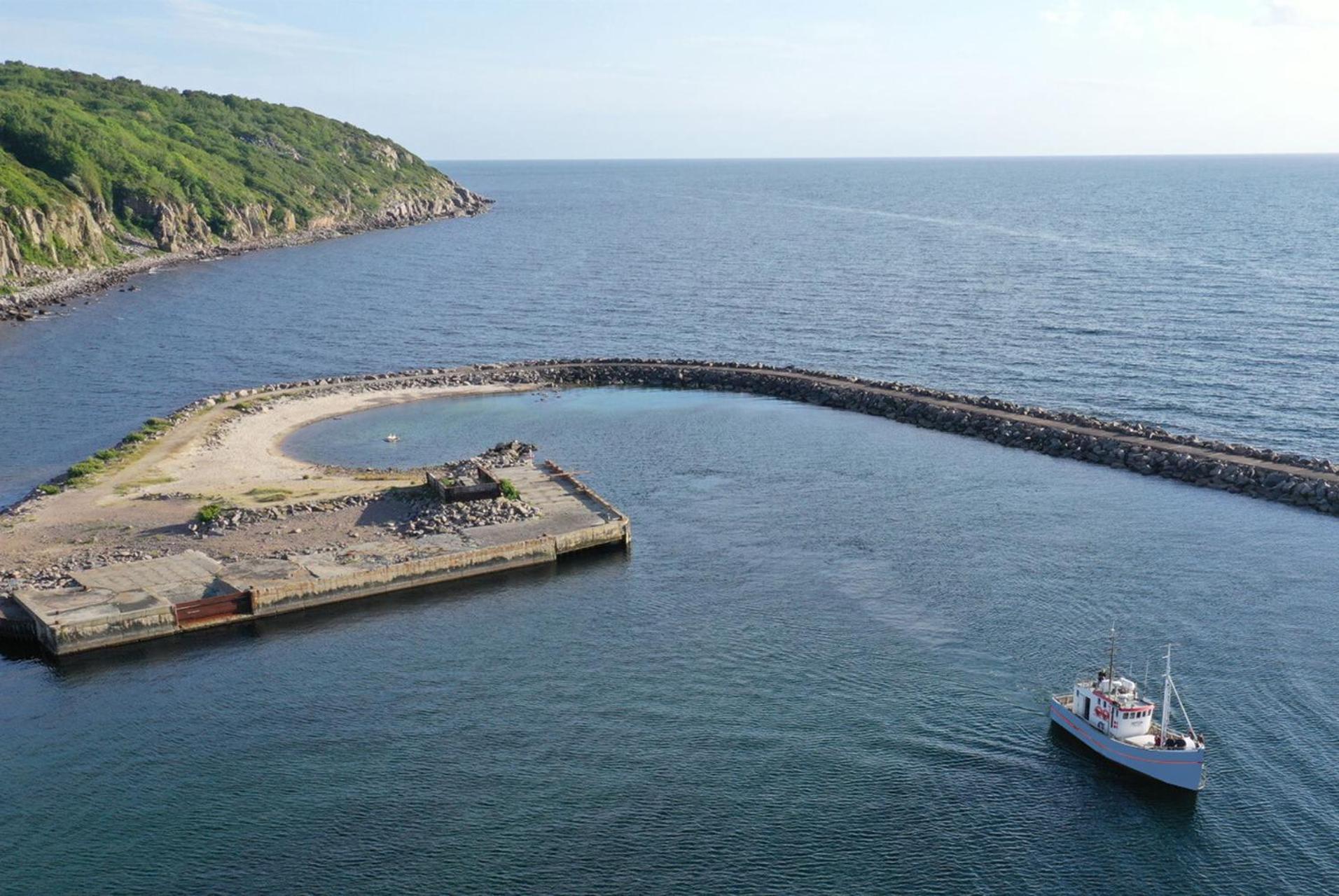 Varra Water - Unique Boat Accomodation - Bornholm - Fjaelstavn Neksø エクステリア 写真