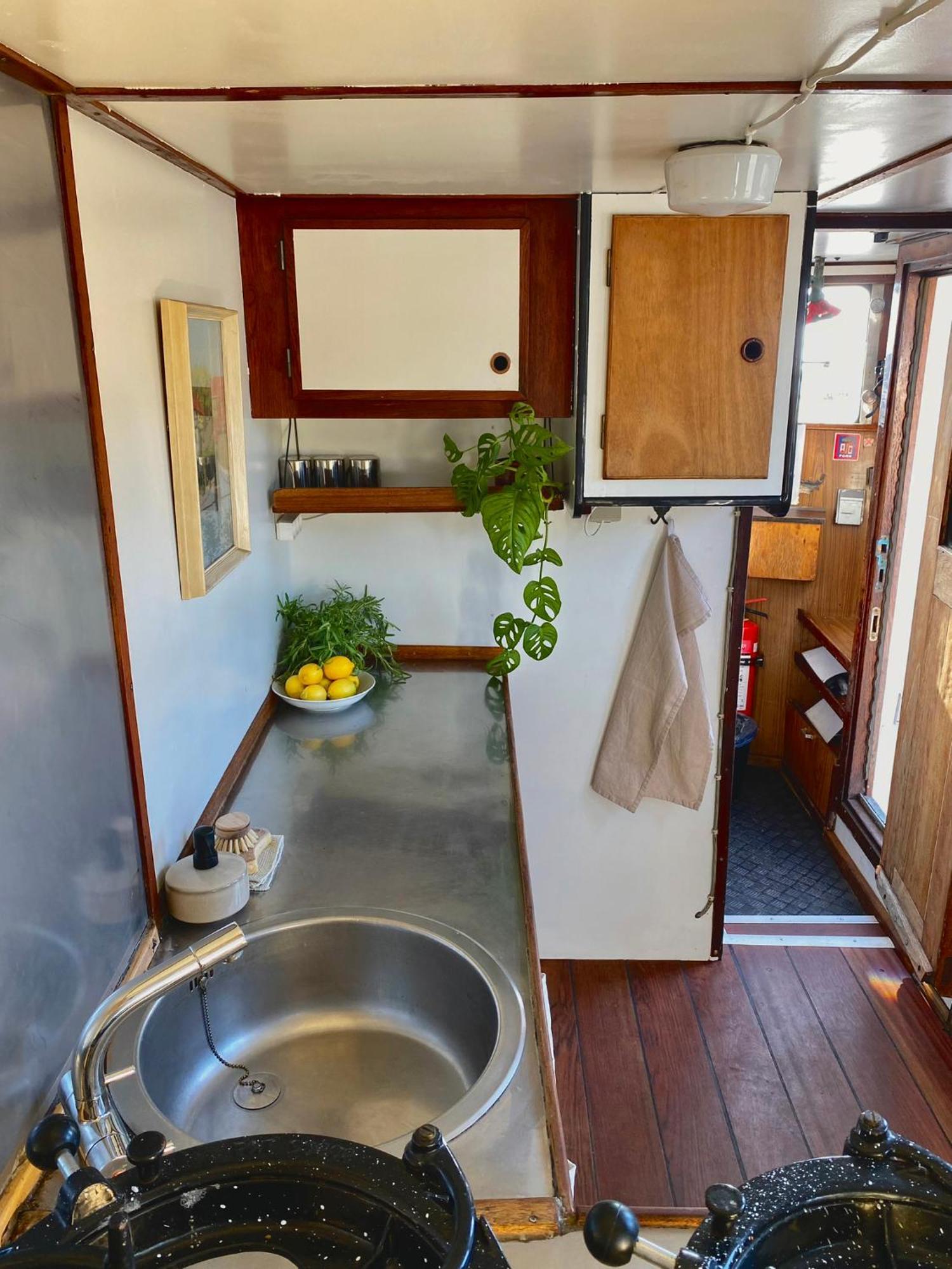 Varra Water - Unique Boat Accomodation - Bornholm - Fjaelstavn Neksø エクステリア 写真